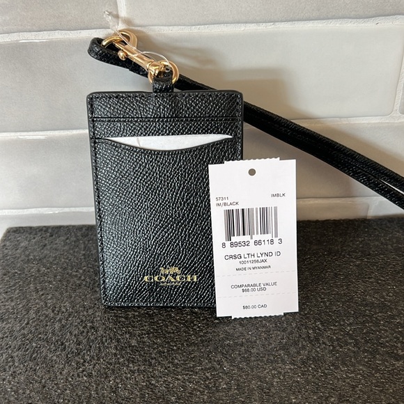 Coach Black ID Lanyard - Picture 3 of 10